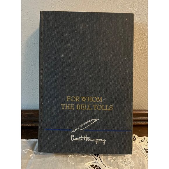 Vintage 1940’s Ernest Hemingway Book For Whom The Bell Tolls - Picture 1 of 3